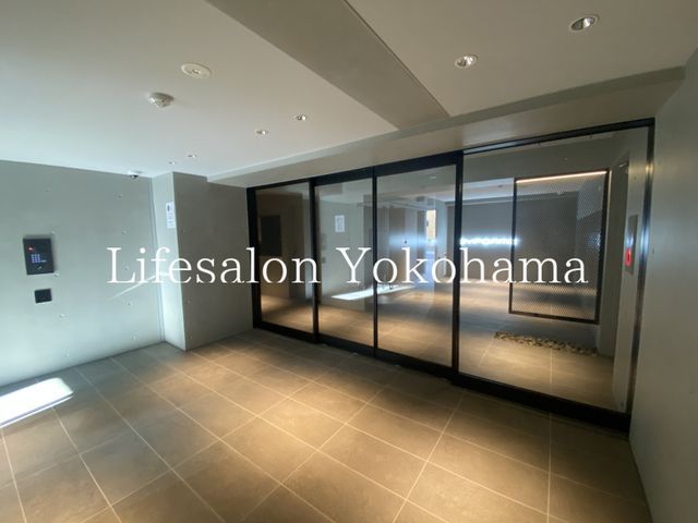 �y�G���g�����X�z�@�G���g�����X