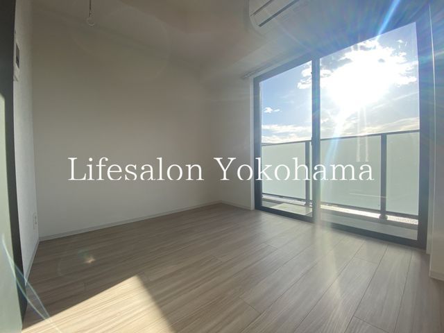 �y���ԁE���r���O�z�@���r���O/����