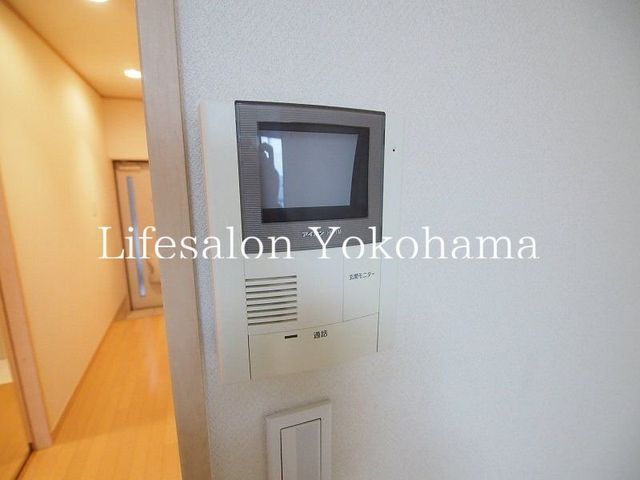 �y���̑��ݔ��z�@