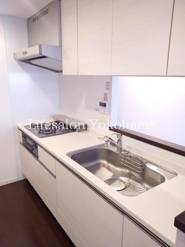 �y�L�b�`���z�@