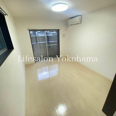 �y���ԁE���r���O�z�@