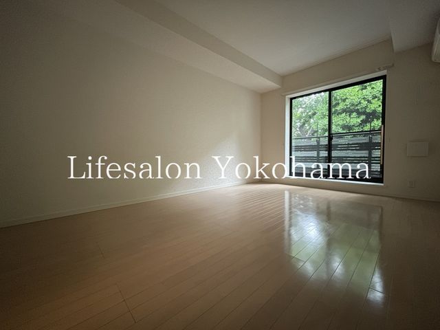 �y���̑������E�X�y�[�X�z�@