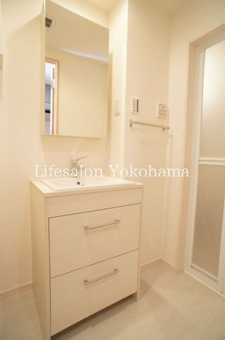 �y���ʏ��z�@