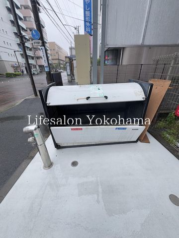 �y���̑��ݔ��z�@