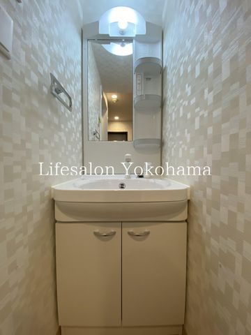 �y���ʏ��z�@