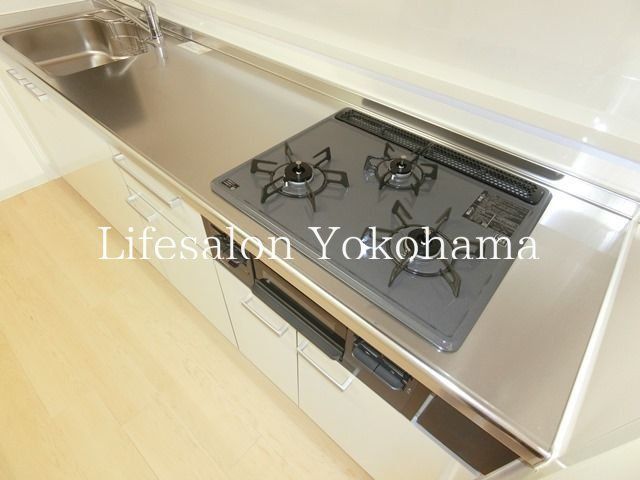 �y�L�b�`���z�@