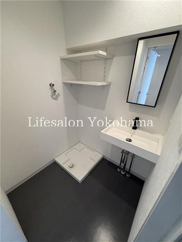 �y���ʏ��z�@