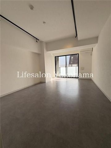 �y���ԁE���r���O�z�@