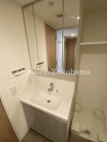 �y���ʏ��z�@