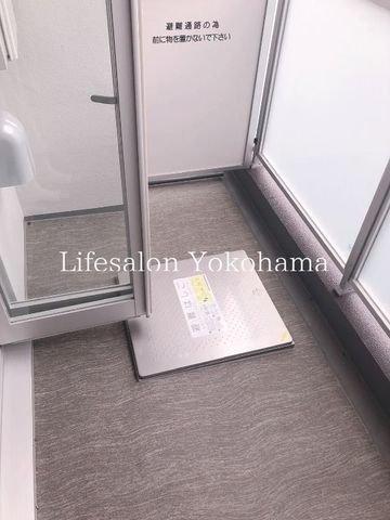 �y�o���R�j�[�z�@