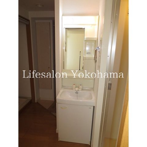 �y���ʏ��z�@