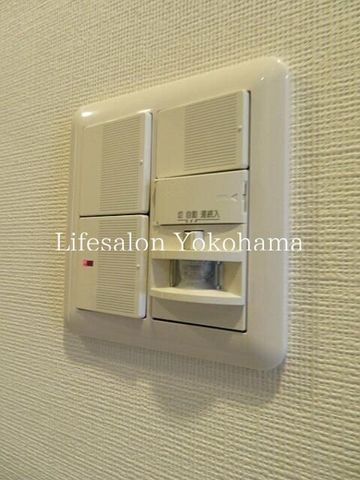 �y���̑��ݔ��z�@