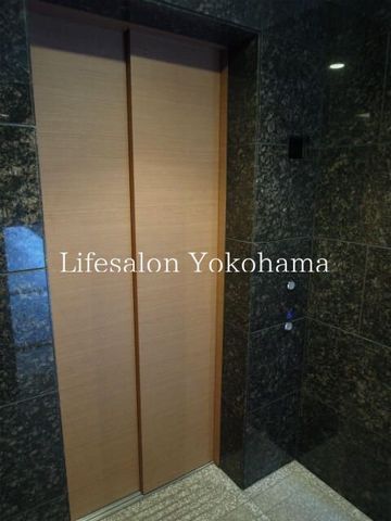 �y���̑��ݔ��z�@