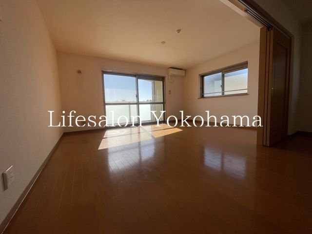 �y���ԁE���r���O�z�@���r���O/����