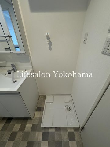 �y���̑��ݔ��z�@