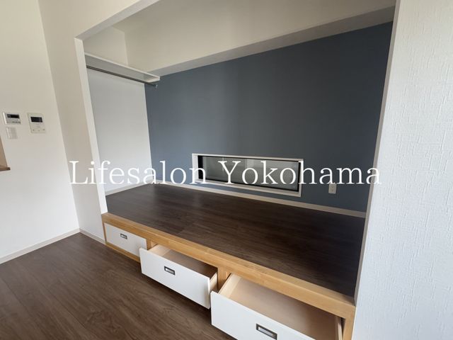 �y���[�z�@