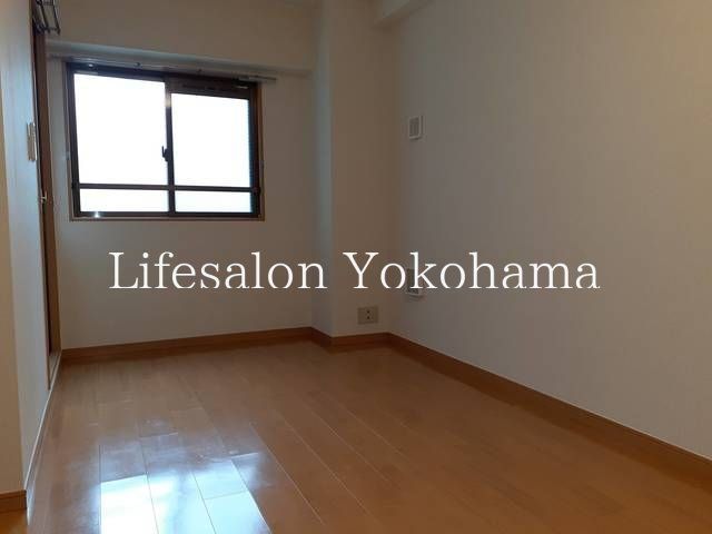 �y���ԁE���r���O�z�@