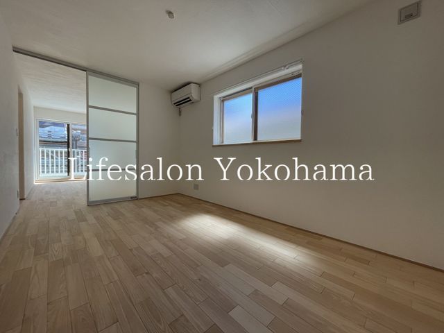 �y���ԁE���r���O�z�@