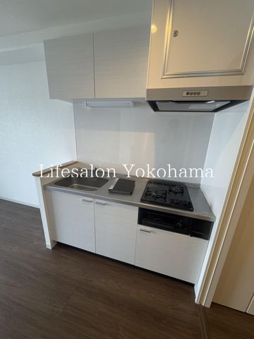 �y�L�b�`���z�@