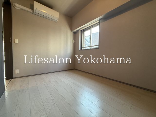 �y�Q���z�@