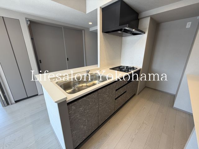 �y�L�b�`���z�@