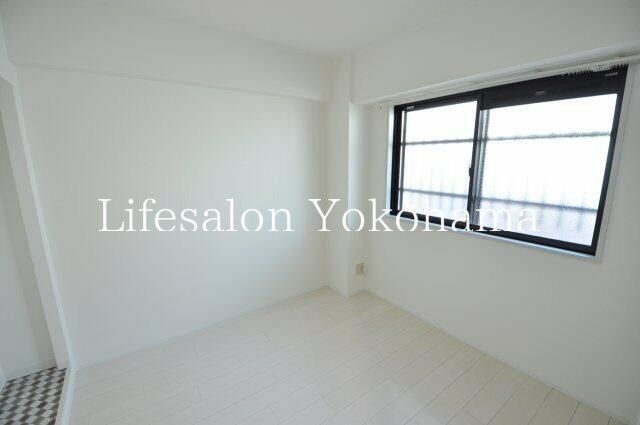 �y�Q���z�@