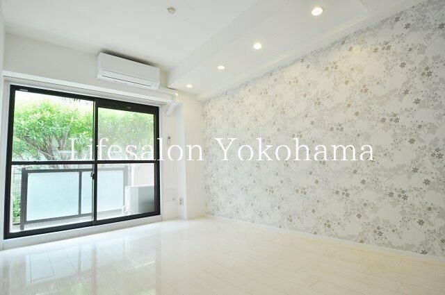 �y���̑������E�X�y�[�X�z�@