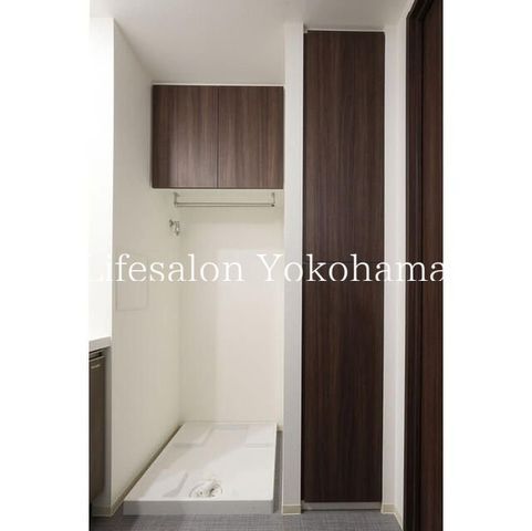 y̑EXy[Xz@