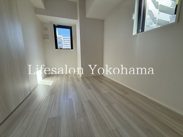 �y���̑������E�X�y�[�X�z�@���r���O/����