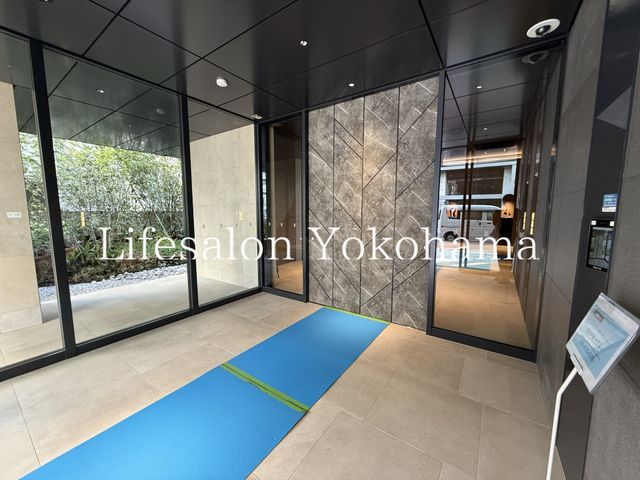 �y�G���g�����X�z�@�G���g�����X