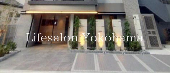 �y�G���g�����X�z�@