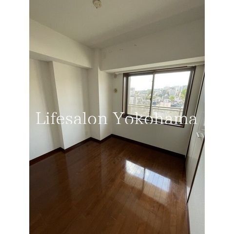 �y���ԁE���r���O�z�@