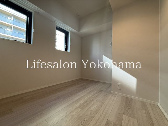 �y���̑������E�X�y�[�X�z�@���r���O/����