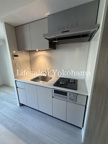 �y�L�b�`���z�@�ݔ�