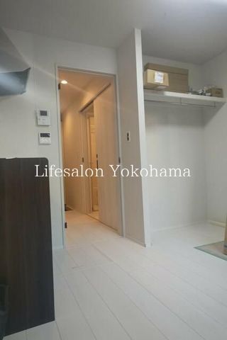 �y���ԁE���r���O�z�@