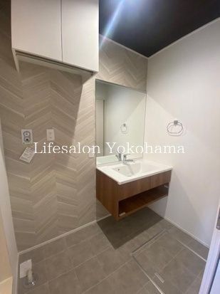 �y���ʏ��z�@