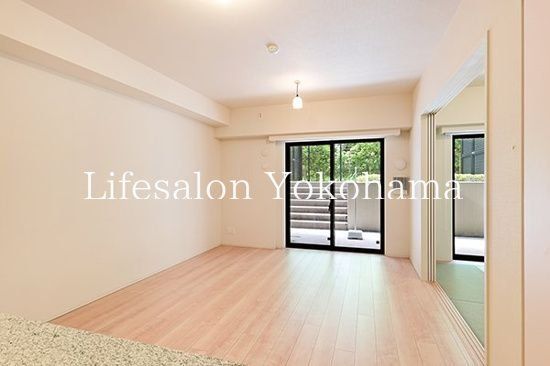 �y���̑������E�X�y�[�X�z�@