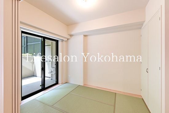 �y�o���R�j�[�z�@