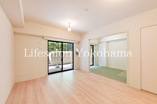 �y���̑������E�X�y�[�X�z�@