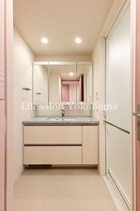 �y���ʏ��z�@