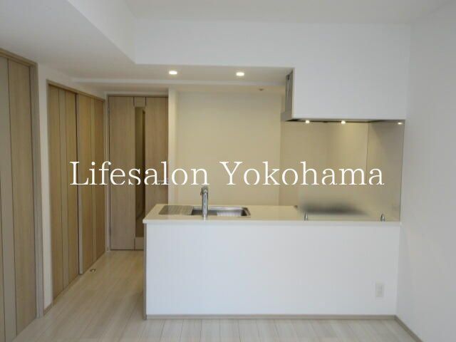 �y���̑��ݔ��z�@