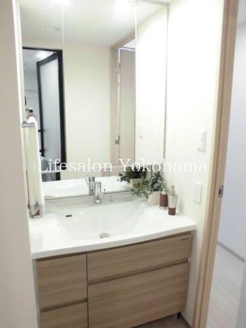 �y���ʏ��z�@