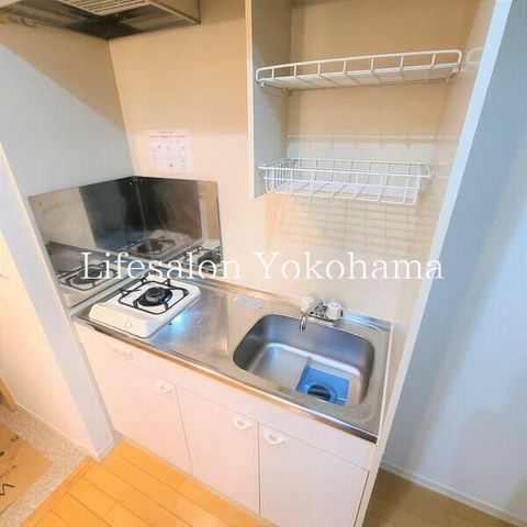 �y�L�b�`���z�@