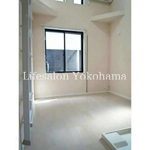 �y���ԁE���r���O�z�@