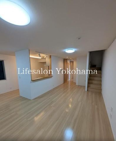 �y���ԁE���r���O�z�@