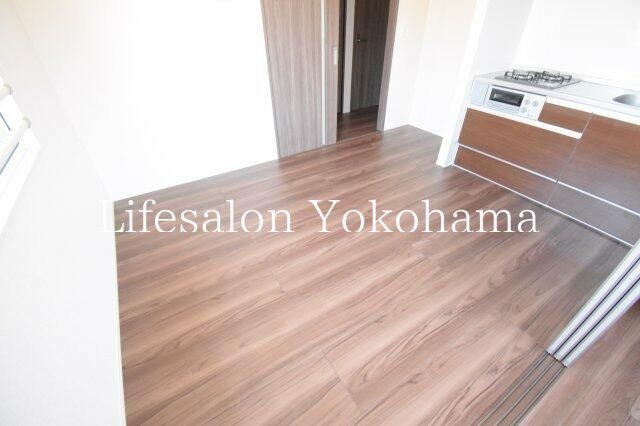 �y���̑������E�X�y�[�X�z�@