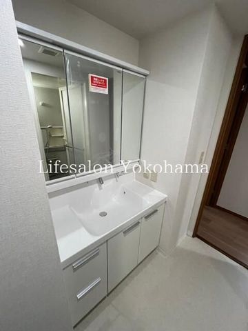 �y���ʏ��z�@