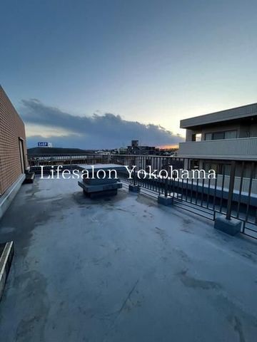 �y�o���R�j�[�z�@