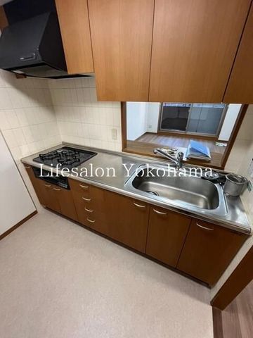 �y�L�b�`���z�@