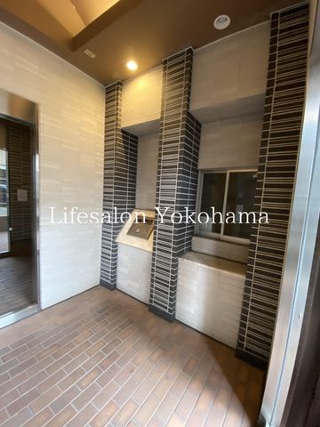 �y���̑��ݔ��z�@